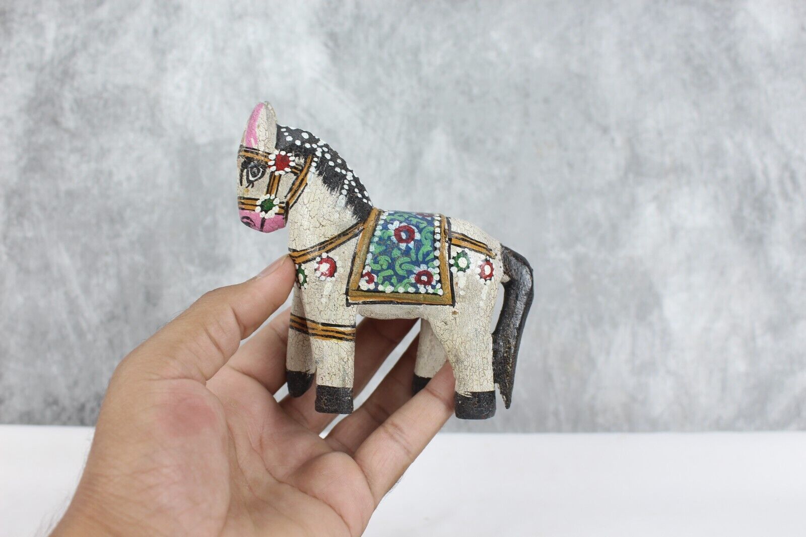 Vintage Hand-Painting Wooden Small Horse Shape Statue Toy Decorative Collectible