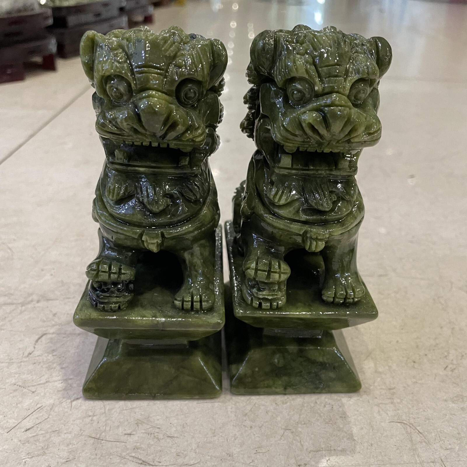 1900g  1 pair of green jade carved lion skull quartz crystal healing