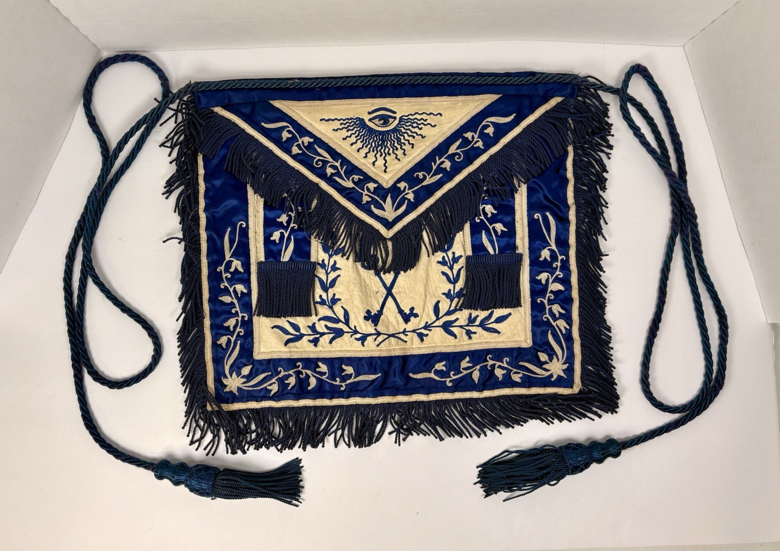 Vintage 1963 Masonic Treasurer Apron Crossed Keys All Seeing Eye Freemason