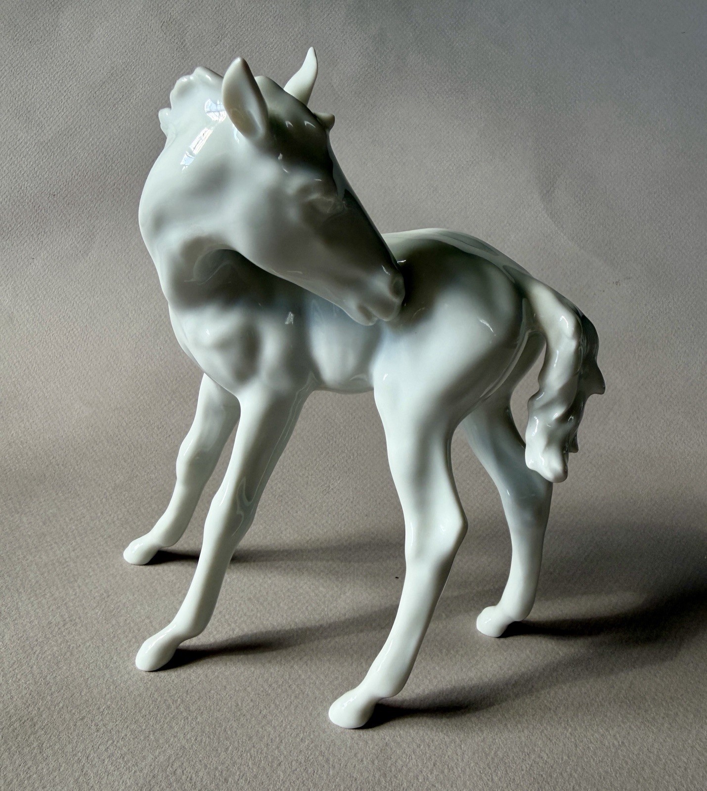 KAISER West Germany White Porcelain 5 7/8 inch FOAL HORSE FIGURINE