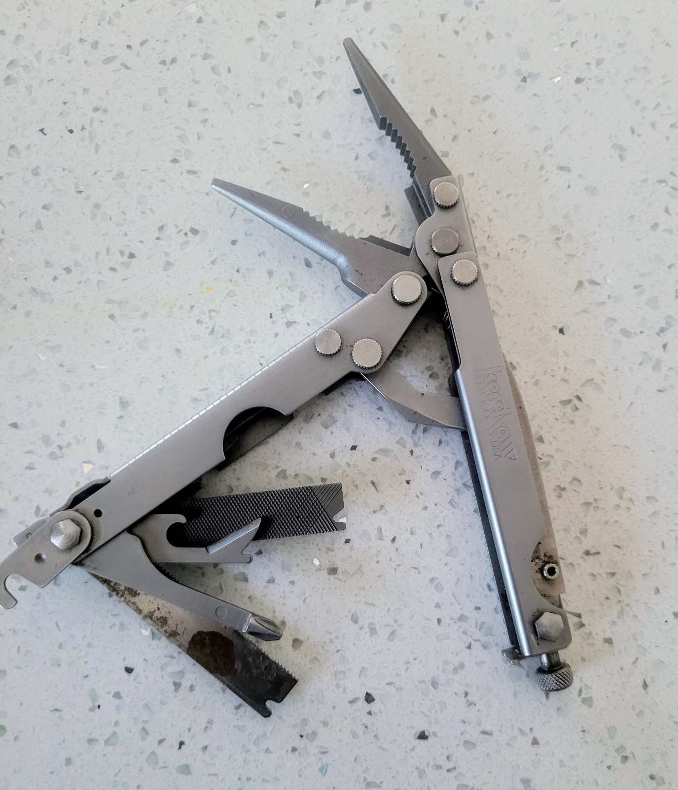 RARE KERSHAW A100 Multi Tool With Leather Case Blade Knife USA Lock Army Plier RARE KERSHAW A100 Multi Tool With Leather Case Blade Knife USA Lock Army Plier