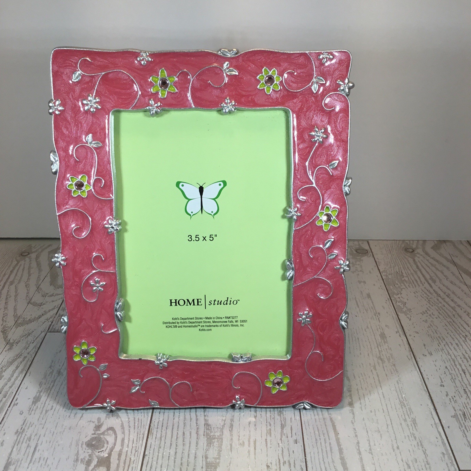 New Open Box Home/Studio Photo Frame, Pink Enameled Flowers & Rhinestones New Open Box Home/Studio Photo Frame, Pink Enameled Flowers & Rhinestones
