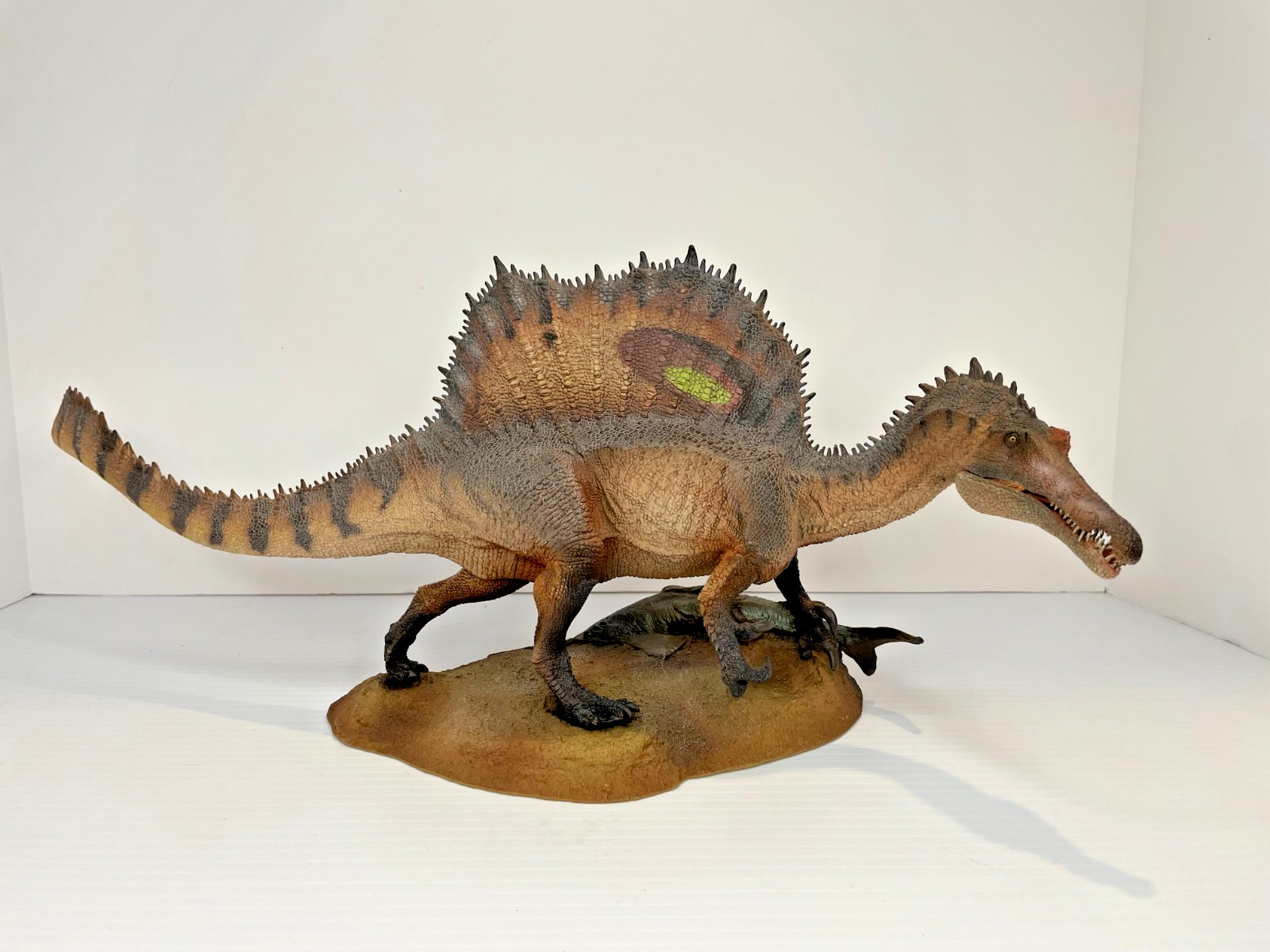 PNSO Dinosaur Museum Essien The Spinosaurus 1:35 Scientific Model New Painting
