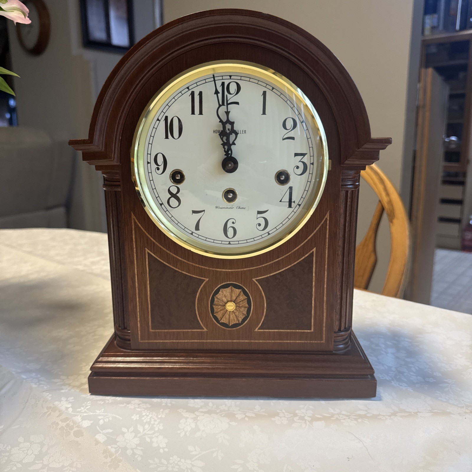 Howard Miller Barrister Westminster Chime Mantle Clock 613-180 w/Key