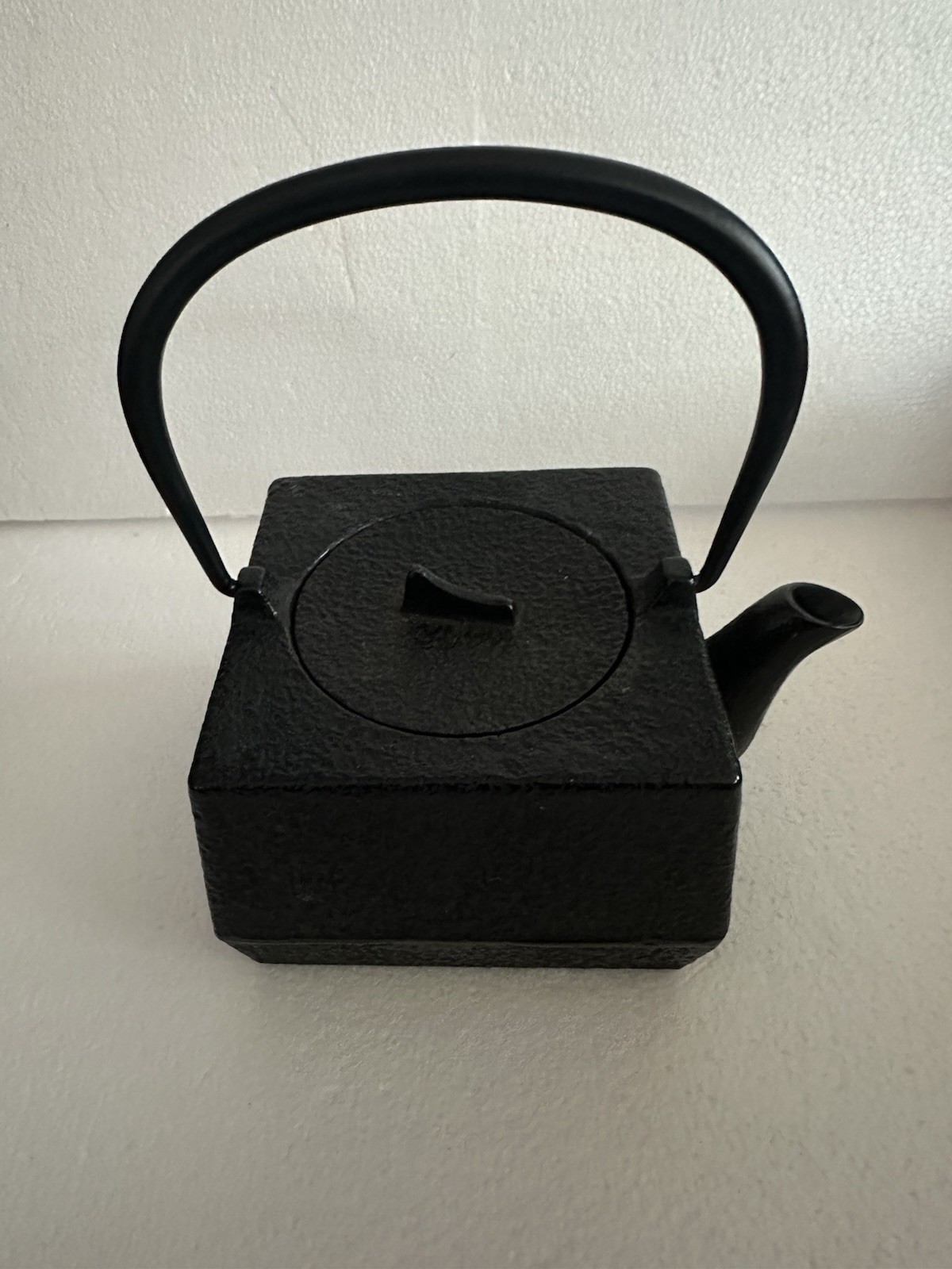 Antique Japanese Cast Iron Nanbu Teapot Kettle Small Metal Tetsubin Square Pot