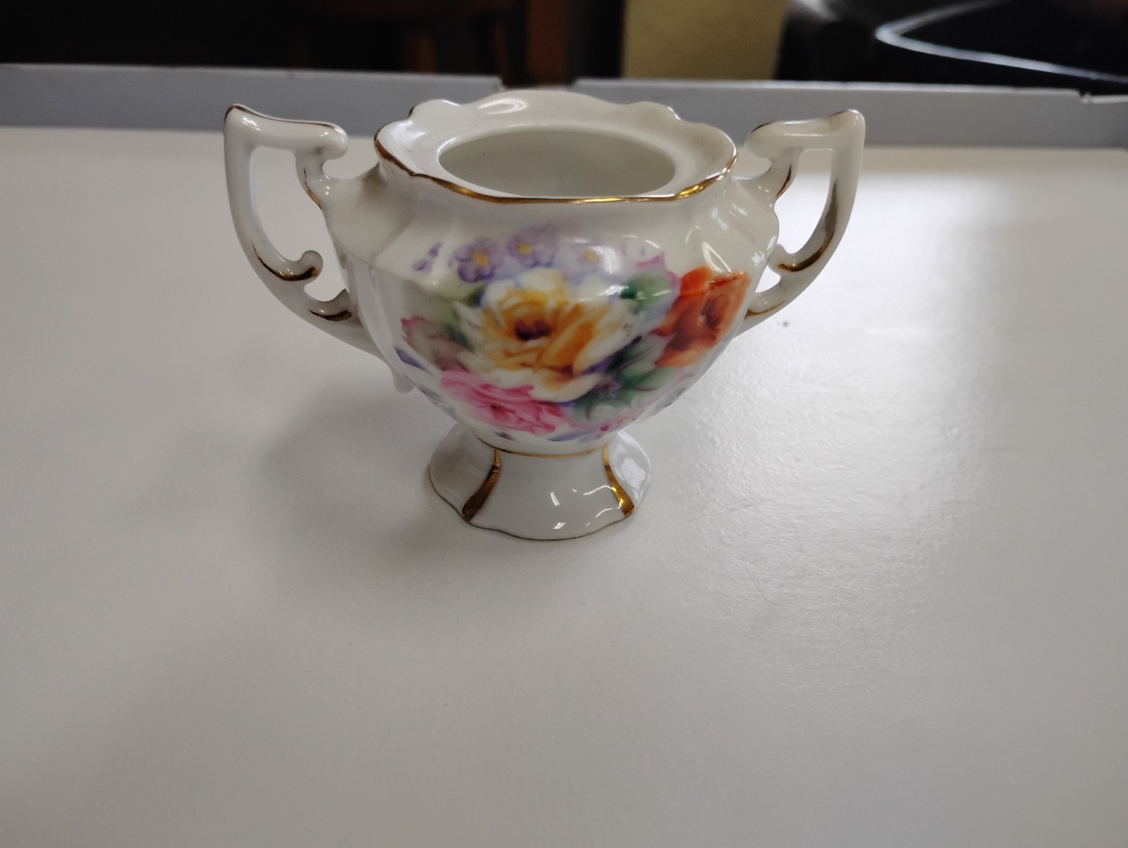 Rossetti Chicago USA Hand Painted Porcelain Sugar Bowl Japan Gilt Rossetti Chicago USA Hand Painted Porcelain Sugar Bowl Japan Gilt
