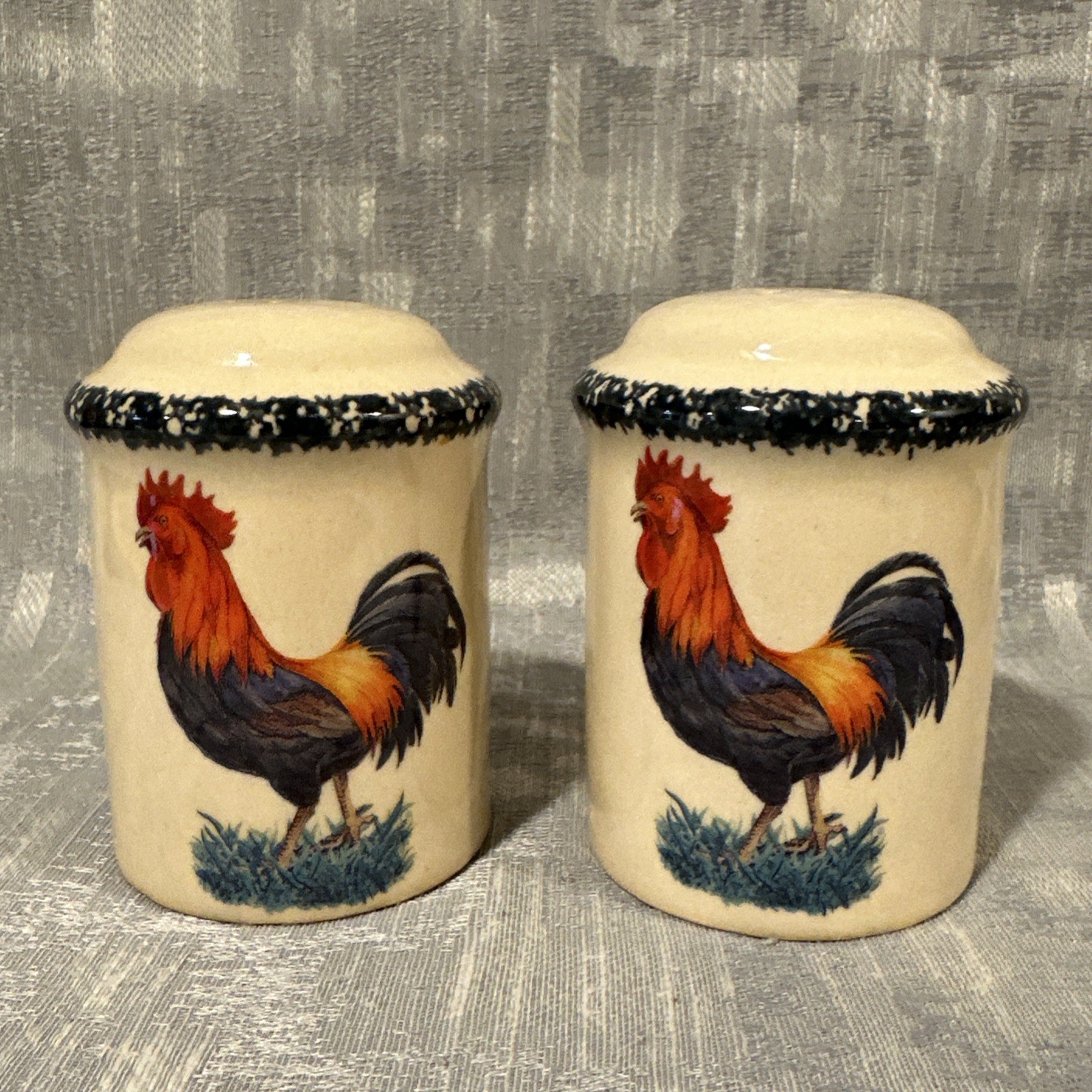 VTG Home & Garden Party Ltd Rooster Salt & Pepper Shakers 2000s USA Stoneware 