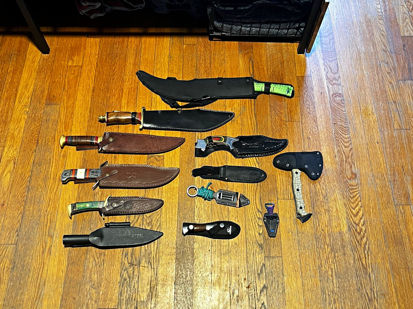 Knife/machete/sword lot, 12 total