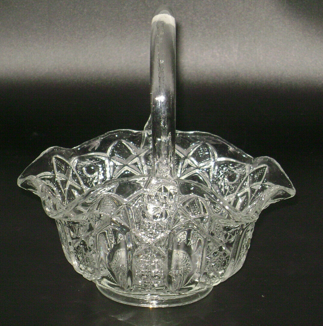 1990 LE Smith Quintec Pattern Glass Basket
