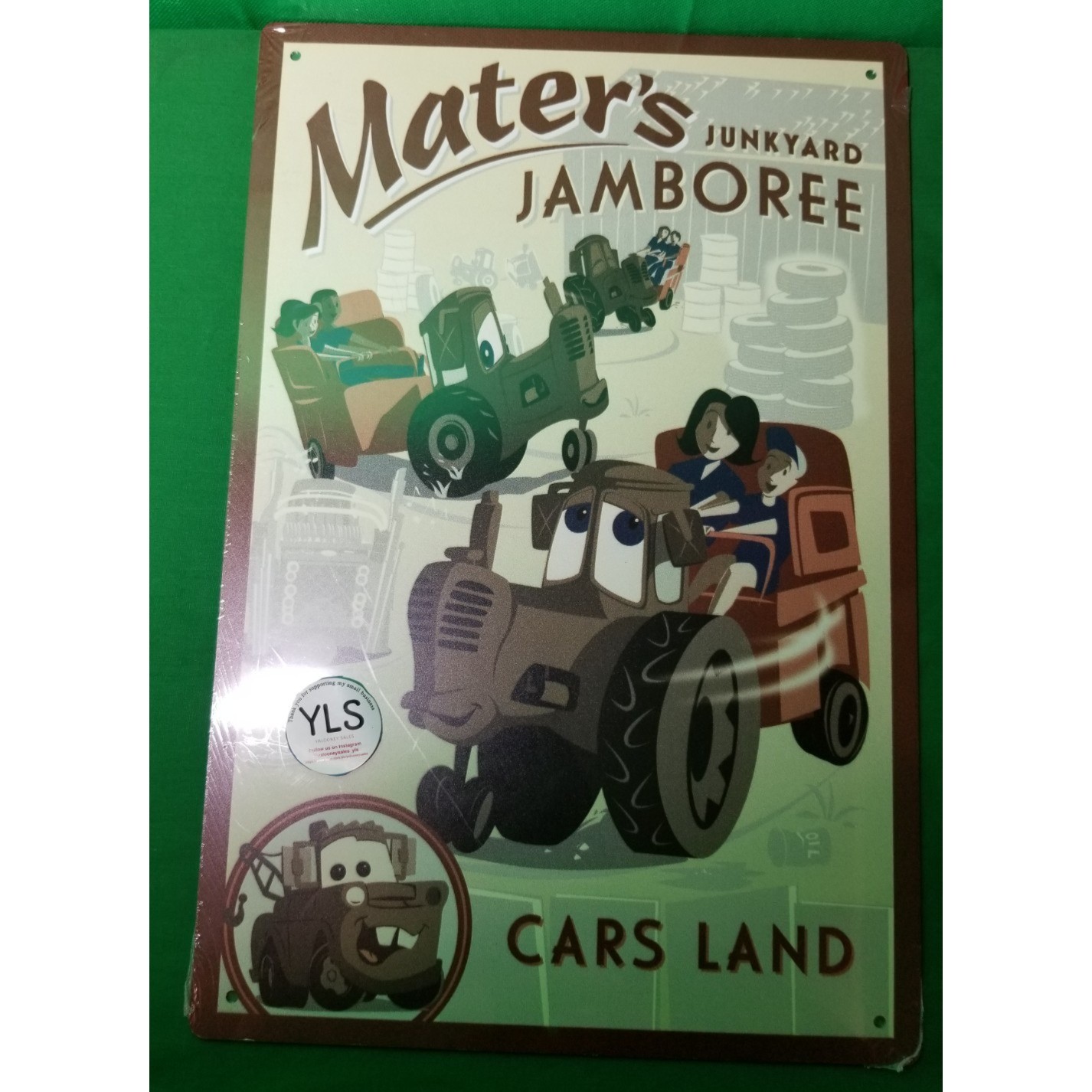 Disney Parks 2012 Release Mater\'s Junkyard Jamboree Metal Sign DCA Cars Land NWT