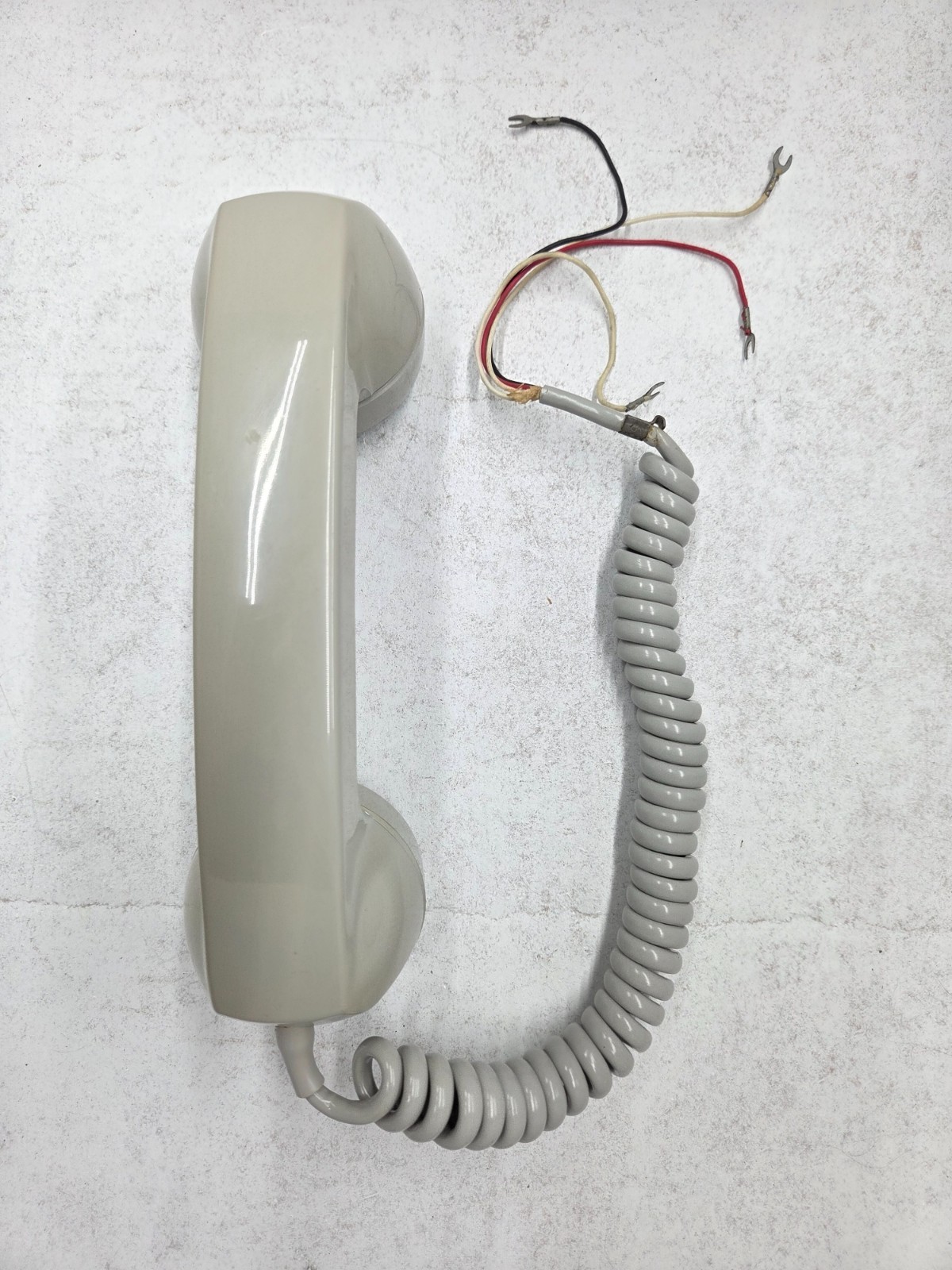 Western Electric Lt. Grey G3 Handset and Cord  ***FREE SHIPPING ***
