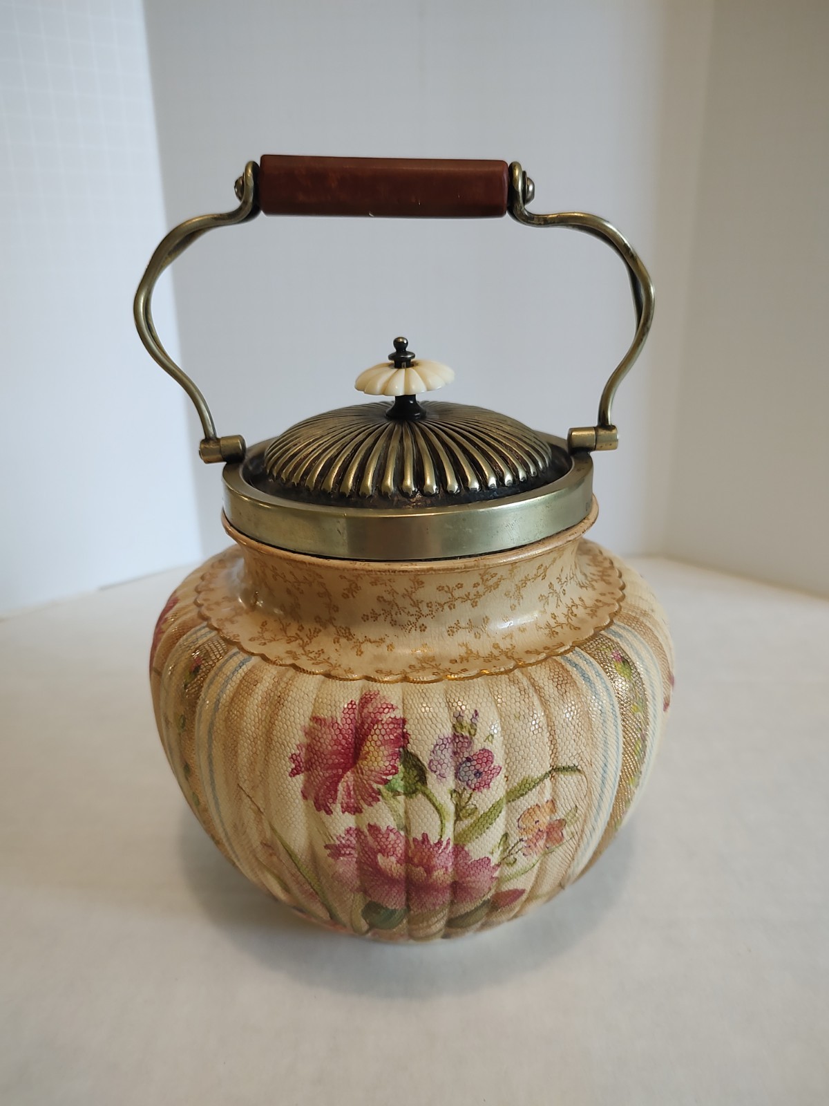 Antique Doulton Burslem Biscuit Barrel Slaters Lace Patent 314002 Victorian 1885
