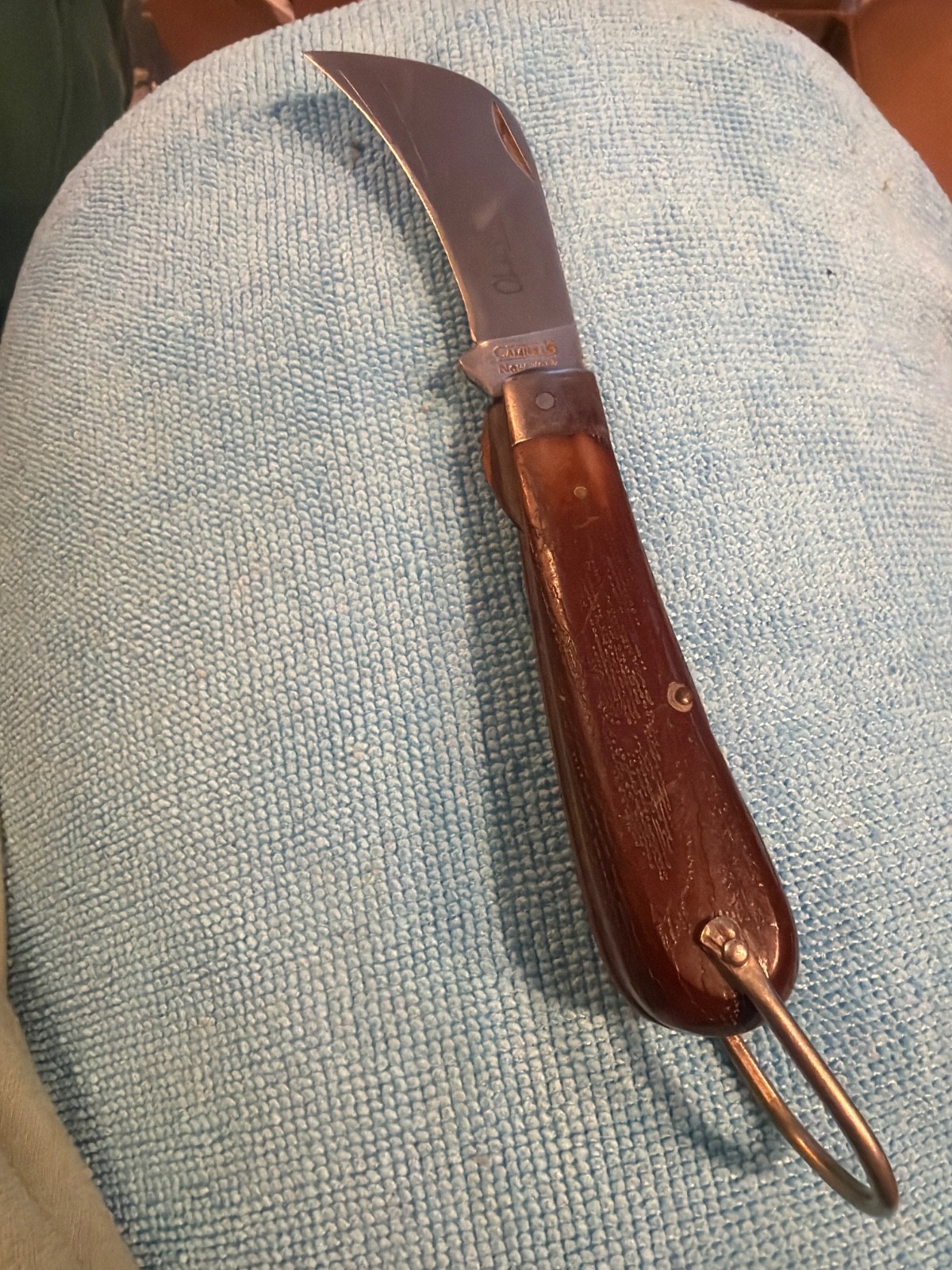 Vintage HAWKBILL KNIFE Collectable CAMILLUS TOOLS  Made In USA