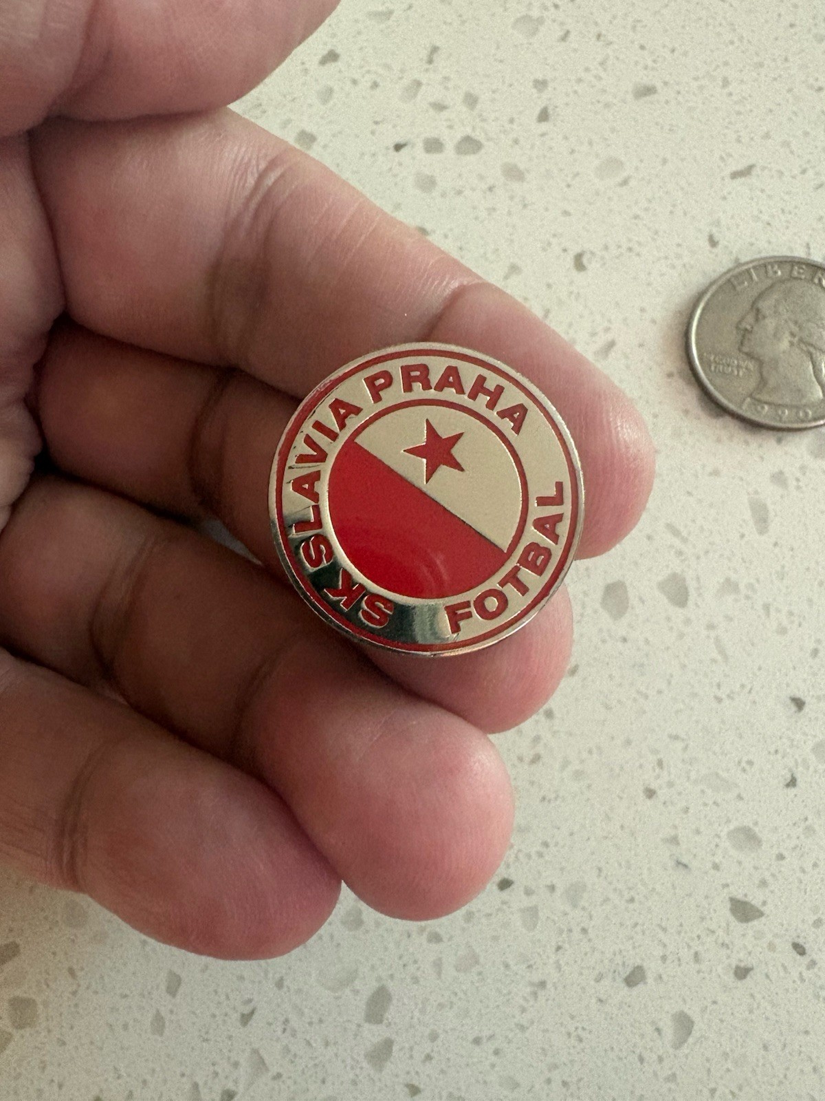 SK Slavia Praha Prague Czech Soccer Football Lapel Pin  in USA