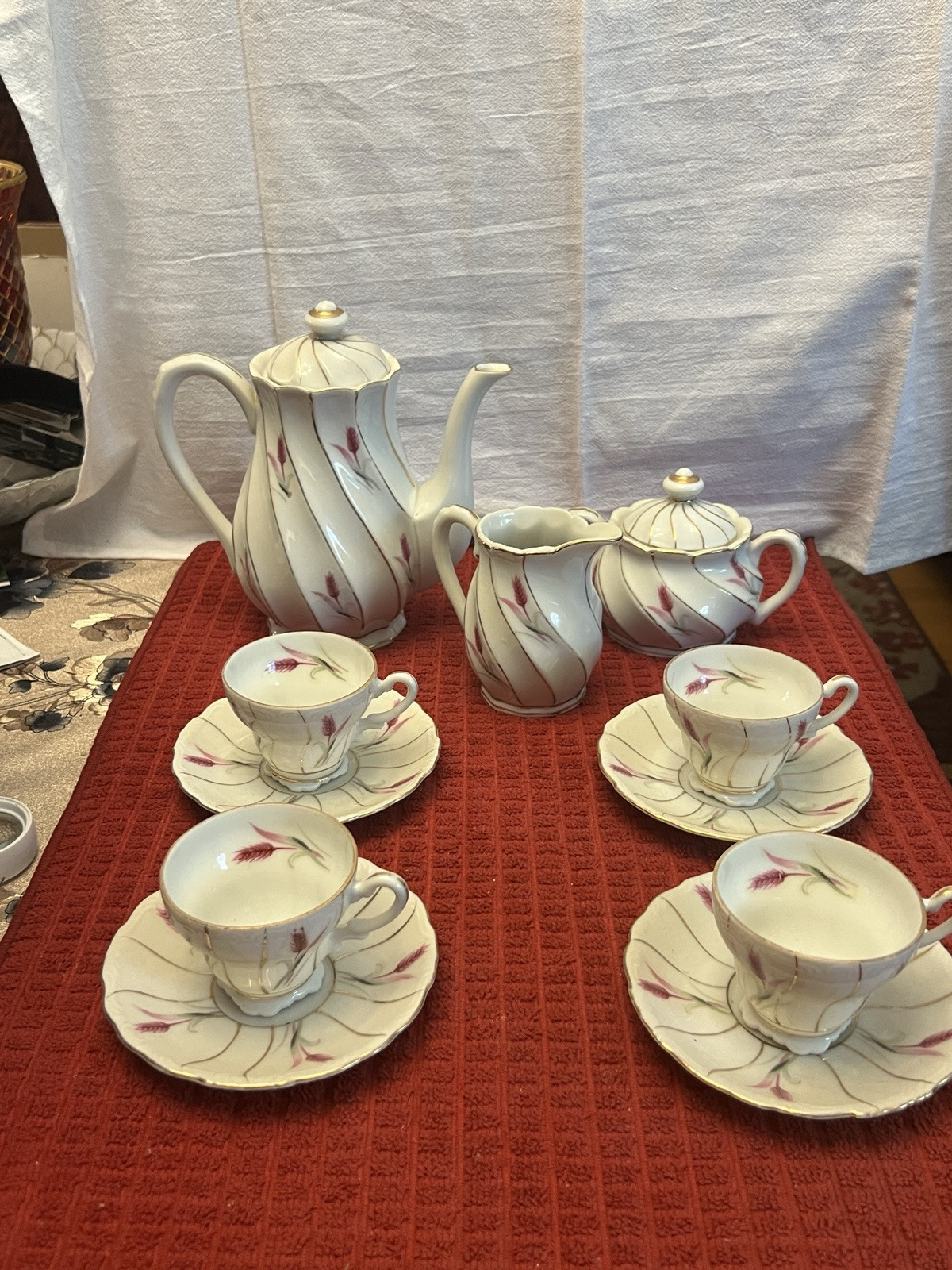 Vintage Yamaka MCM Demitasse tea set W/ Pink Wheat Design & Gold Trim Service 4