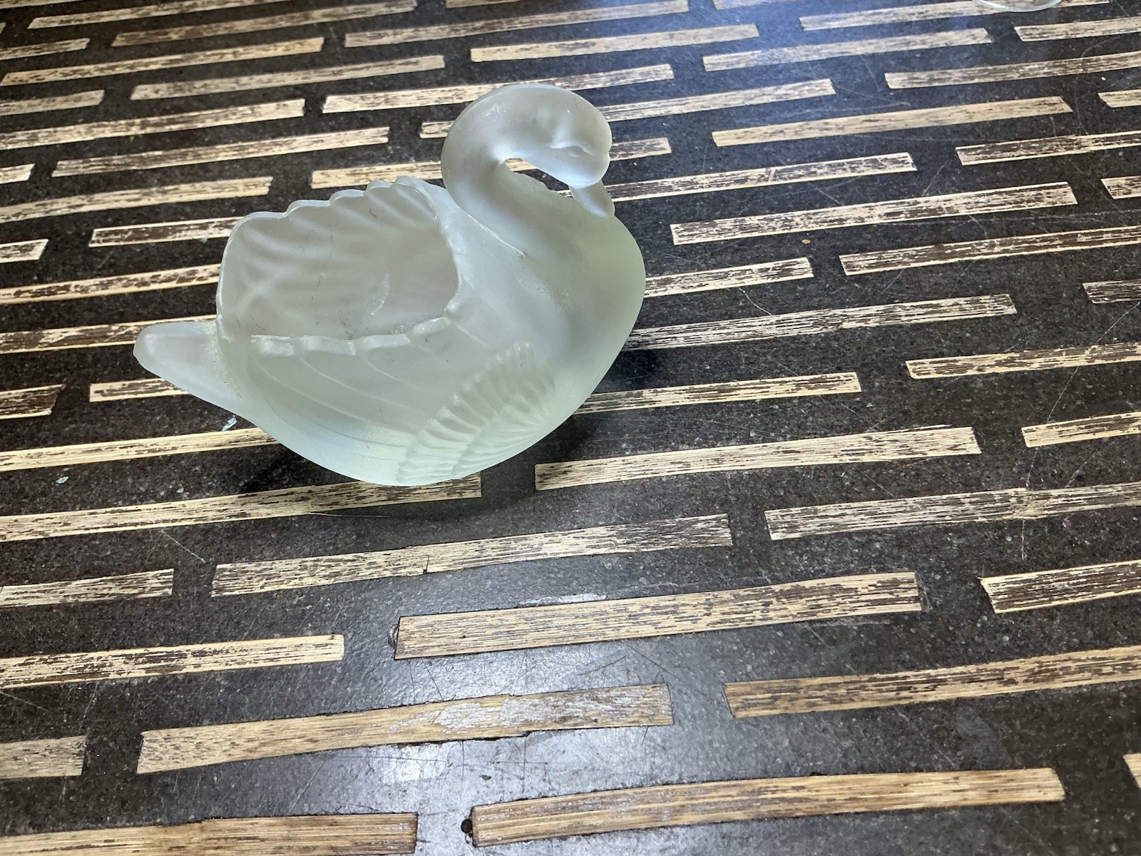 Vintage Frosted Glass Swan Air Plant Holder Trinket Dish Made in Taiwan