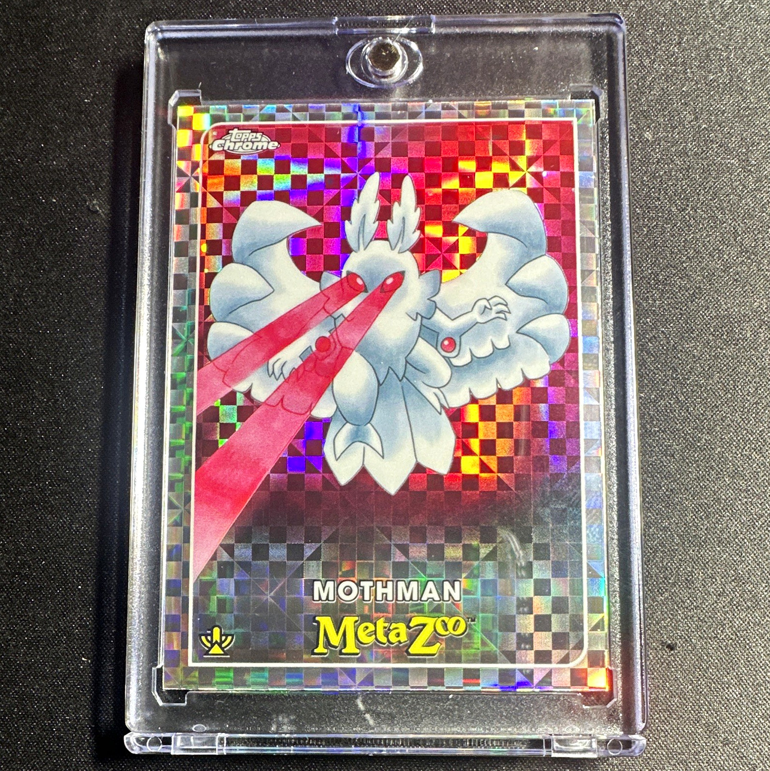 2022 Topps Chrome MetaZoo Mothman #45 X-Fractor Parallel Trading Card