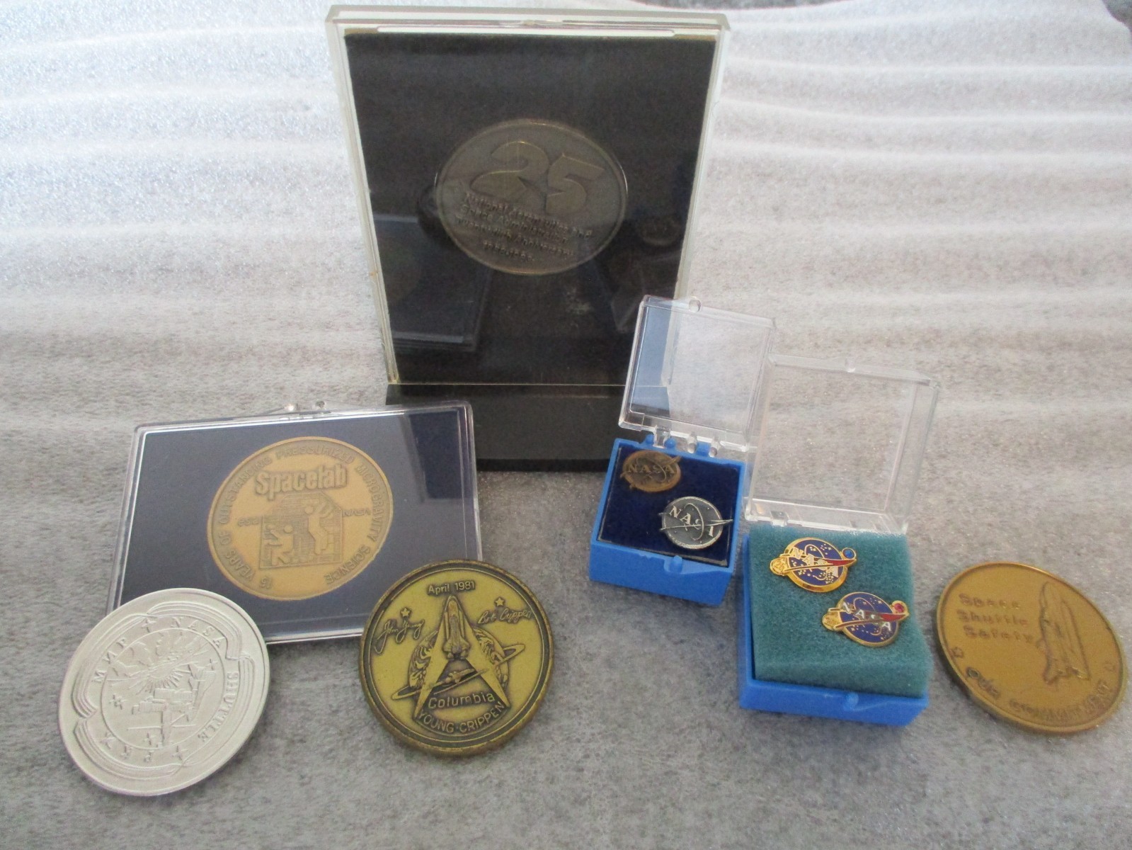 NASA MSFC FLOWN METAL (4) COINS 25TH ANNIVERSARY 20/25 YR SERVICE&MISSION PINS++