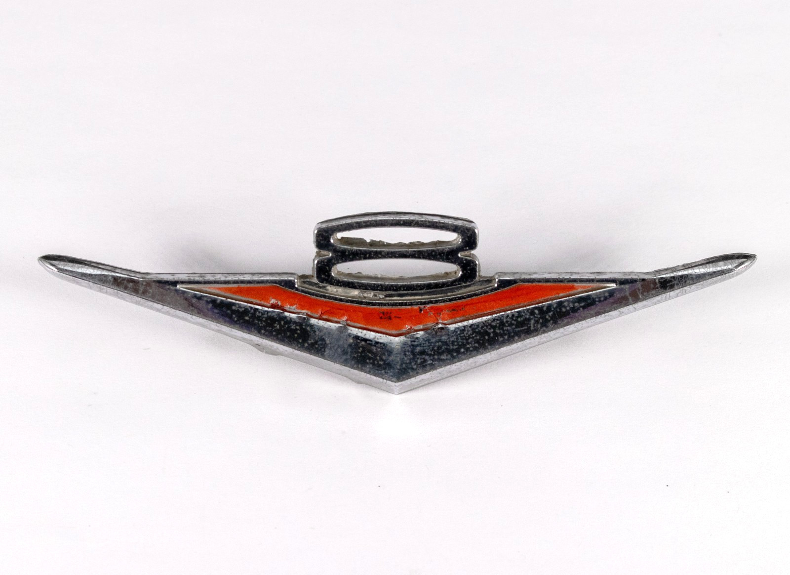 1965–1966 AMC Rambler Classic V-8 Rear Quarter Panel Fender Emblem Pt # 3490385