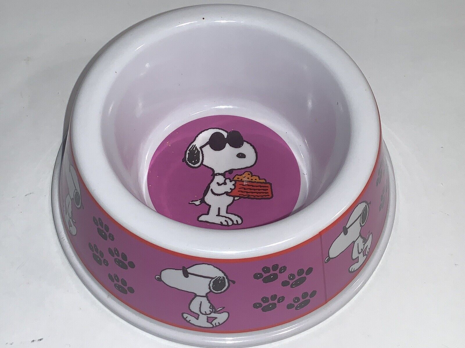 VINTAGE SNOOPY UNITED FEATURE SYNDICATE PINK PURPLE DOG DISH PLASTIC