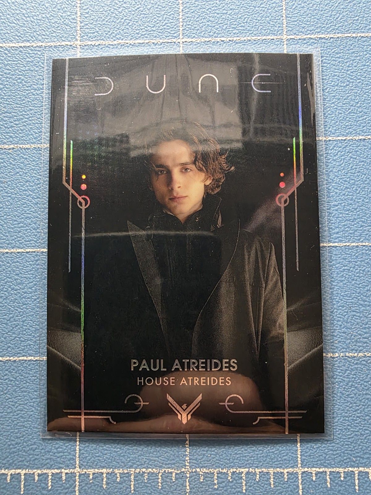 2024 Topps Chrome Dune - 1 Paul Atreides - Rainbow Refractor - Card