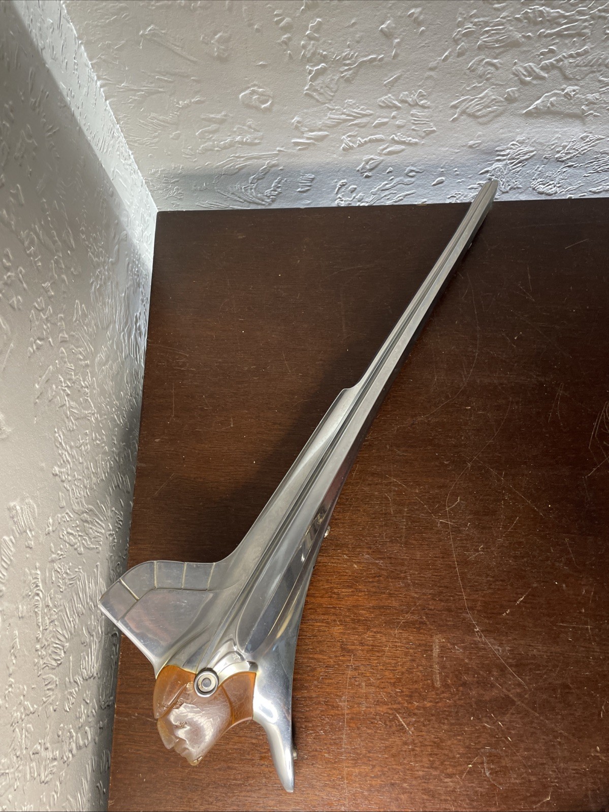 1951 PONTIAC  HOOD ORNAMENT WHIT CHIEFTAIN TINTED ORANGE ILLUMINATED 