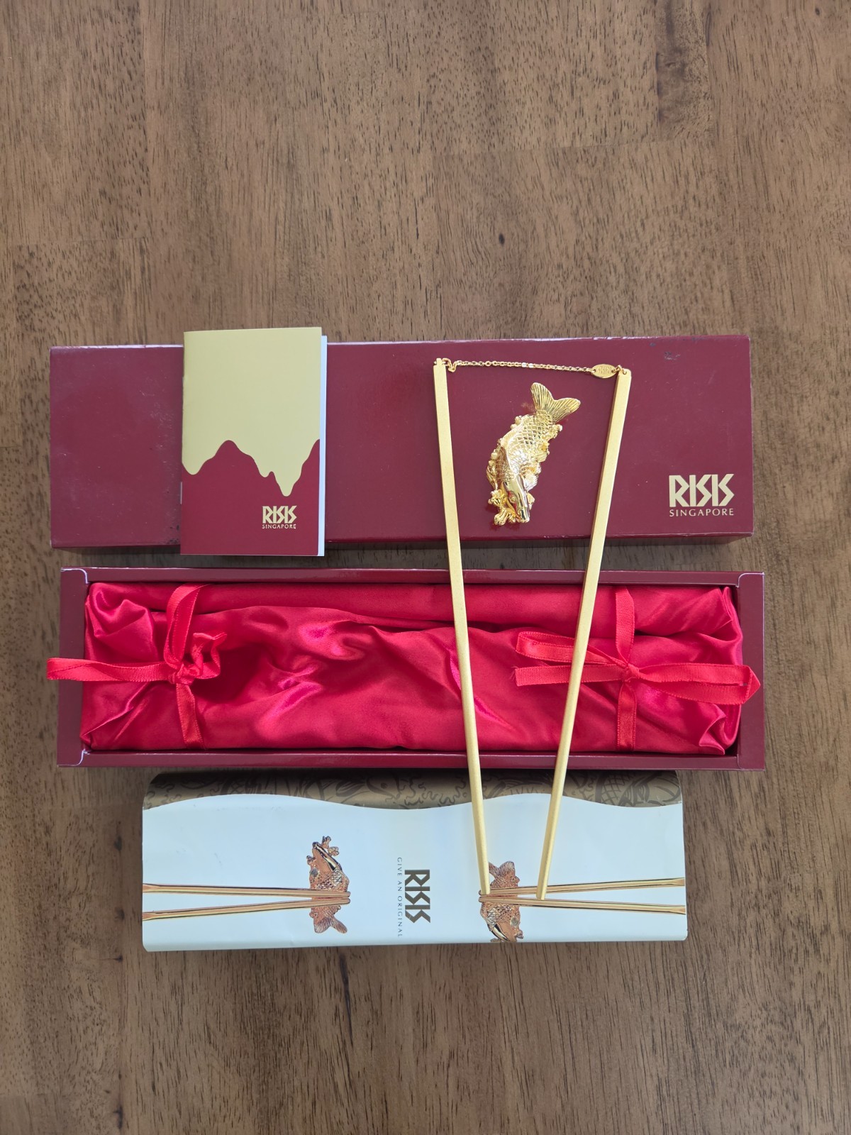 risis 24k gilded chopsticks with carp rest frame