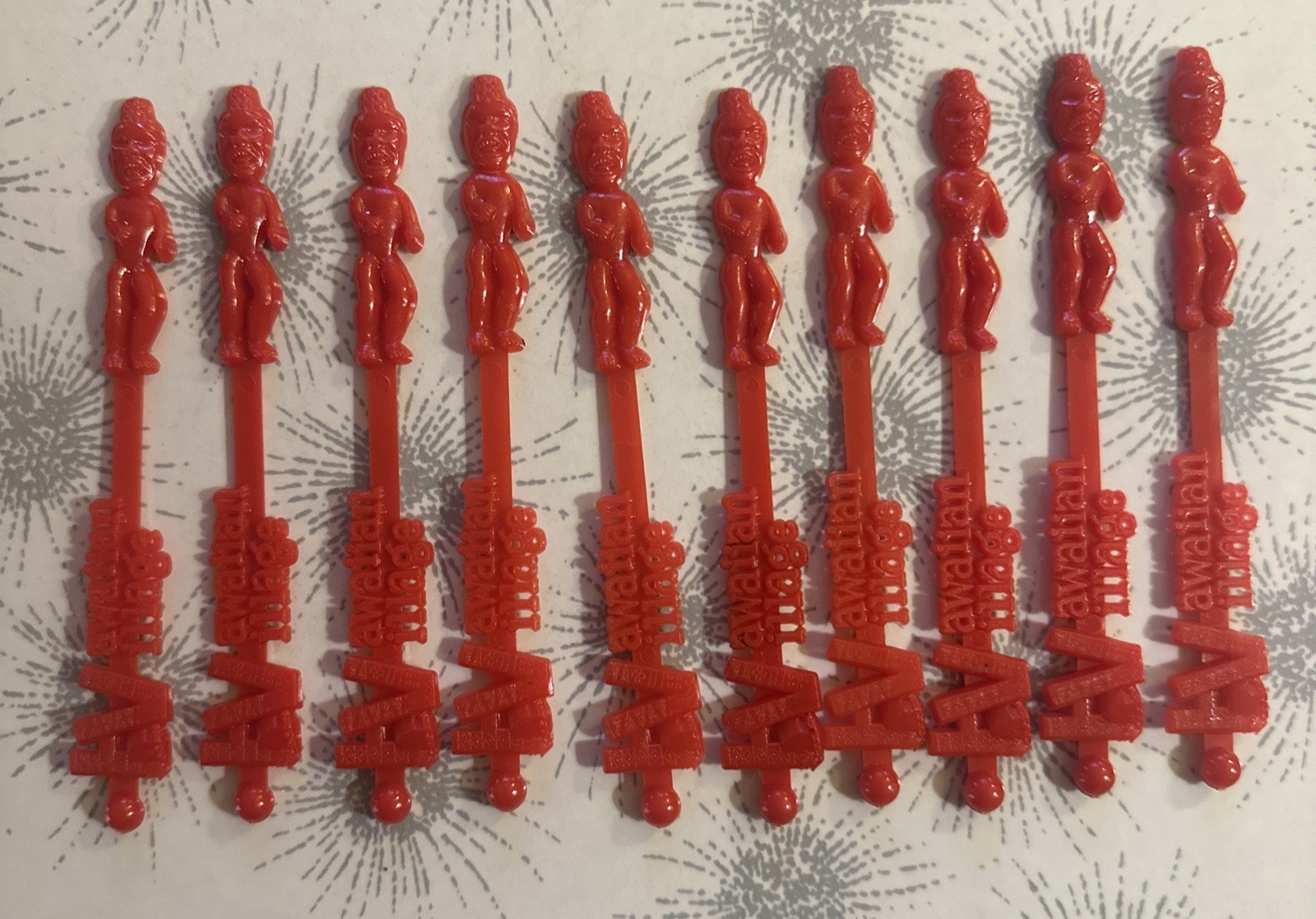 Vintage Las Vegas Hawaiian Village Tiki Swizzle Stir Sticks Lot Of 10 Red RARE