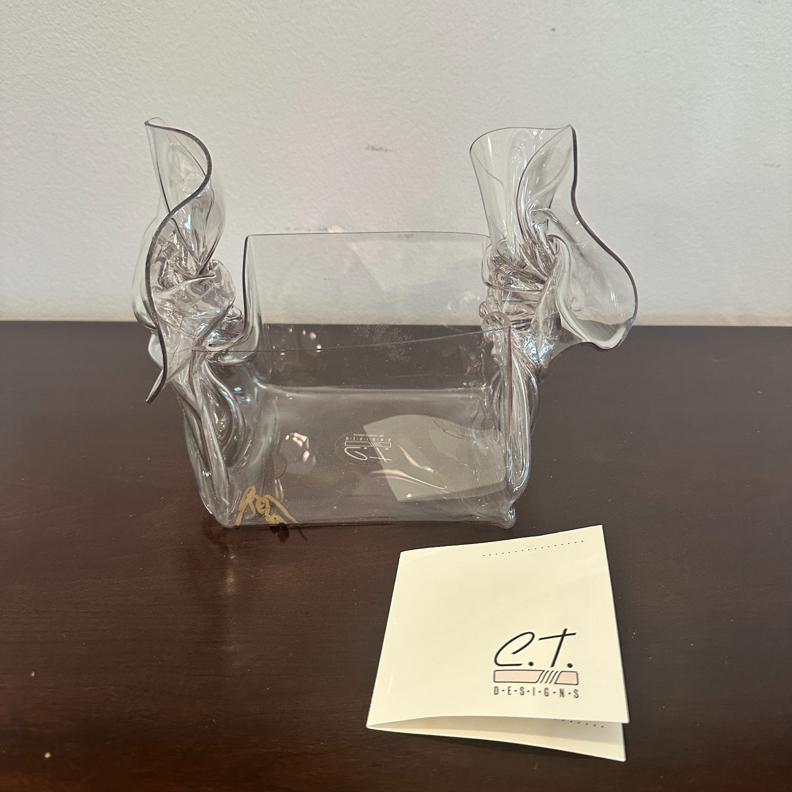 1992 VTG Hand Signed Modernist Lucite Handkerchief Napkin Holder by C.T. Design 1992 VTG Hand Signed Modernist Lucite Handkerchief Napkin Holder by C.T. Design