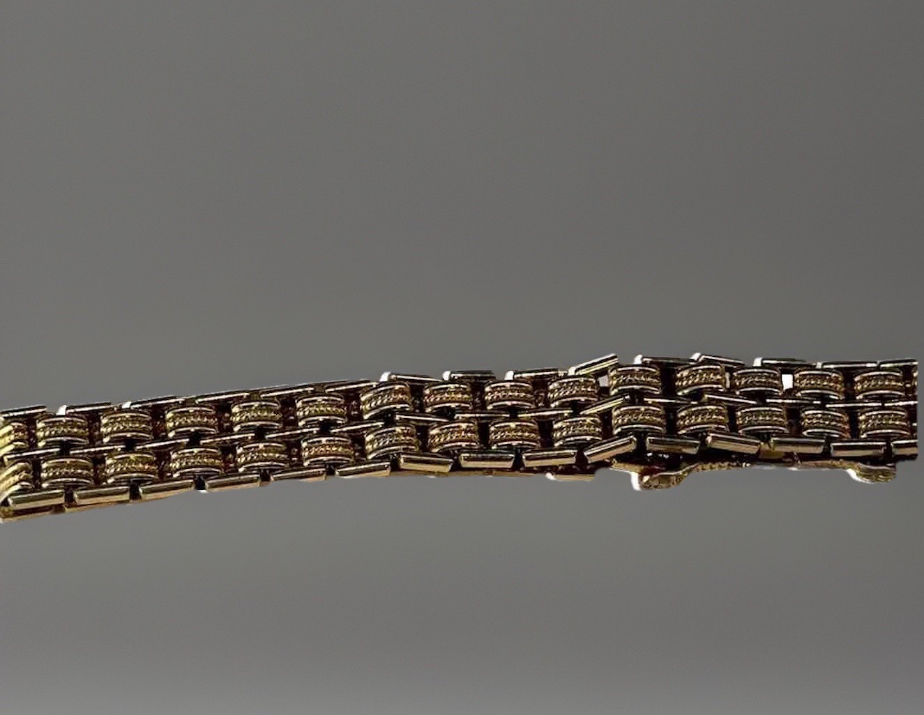Goldette Bracelet Tank Chain Textured Gold Tone Link Estate 7.5\ Goldette Bracelet Tank Chain Textured Gold Tone Link Estate 7.5\