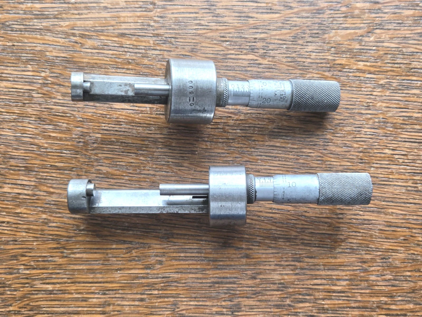 (2) Vintage L. S. Starrett No. 263 Micrometer Heads In Mounts Machinist Tools