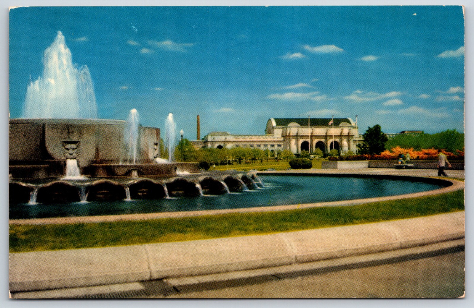 Postcard Union Station. Covering 25 Acres Of Ground, Unposted