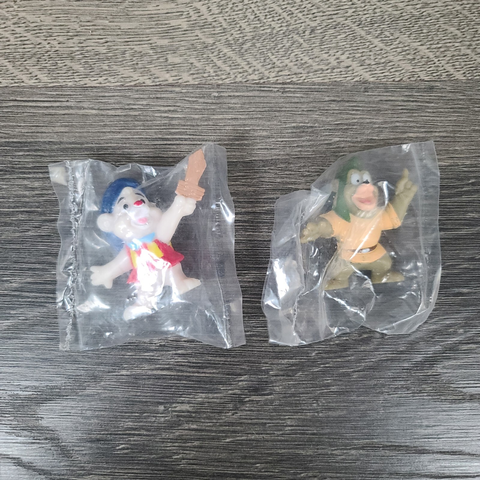 Vtg 1991 Lot Of 2 Kellogg's Gummi Bears Disney Figures Gruffi Cubbi