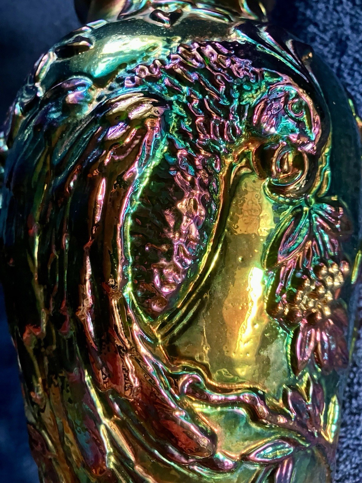 LAST DAY 10/31 - 13” Vintage Fenton Green Carnival Glass Large Parrot Vase LAST DAY 10/31 - 13” Vintage Fenton Green Carnival Glass Large Parrot Vase