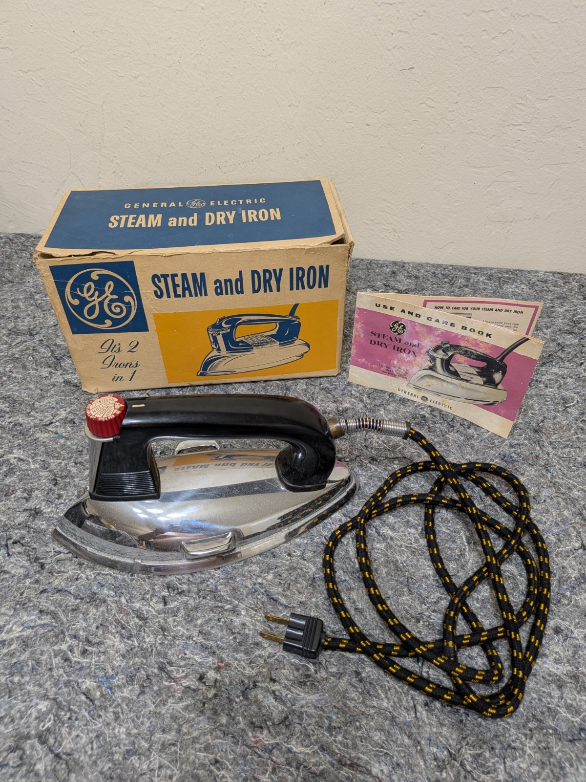 Vintage General Mills Iron (in GE Steam Iron Box w Manual) EUC 40s 50s