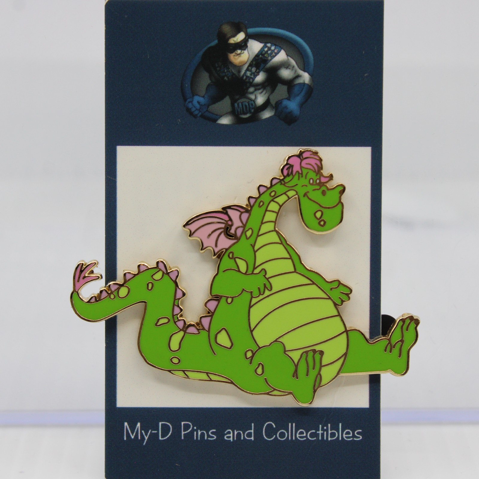 B4 Disney Shopping/Store LE Pin Pete's Dragon Elliott Sitting Jumbo