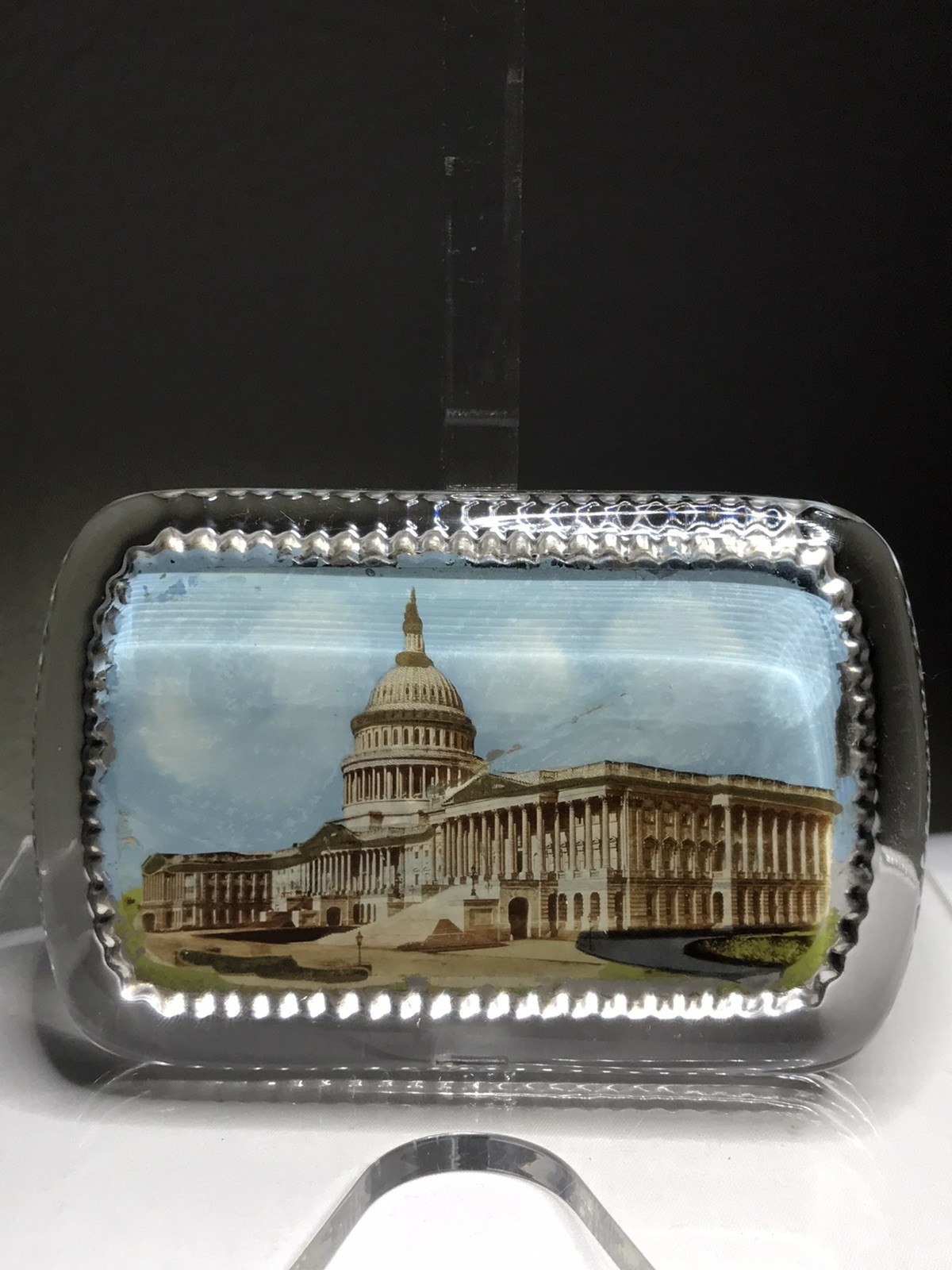 Antique Glass Paperweight The Capitol Washington D.C. ~ Souvenir Collectible