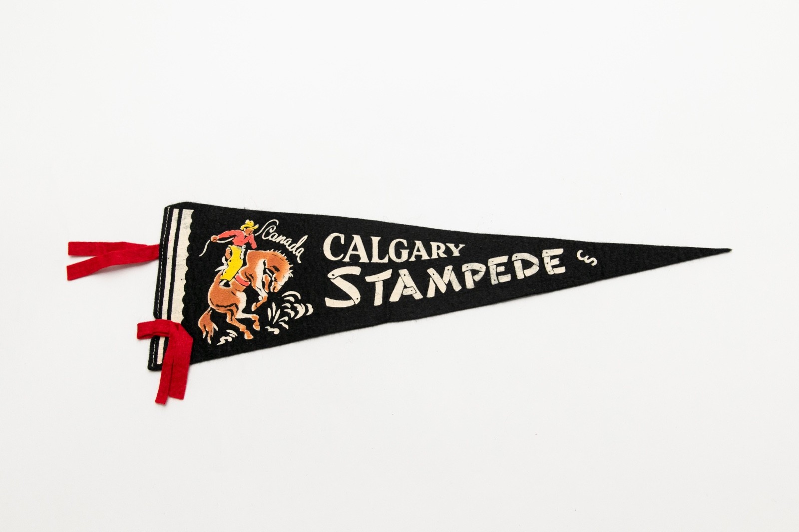 Vintage Calgary Stampede Canada Souvenir Felt Pennant 18\