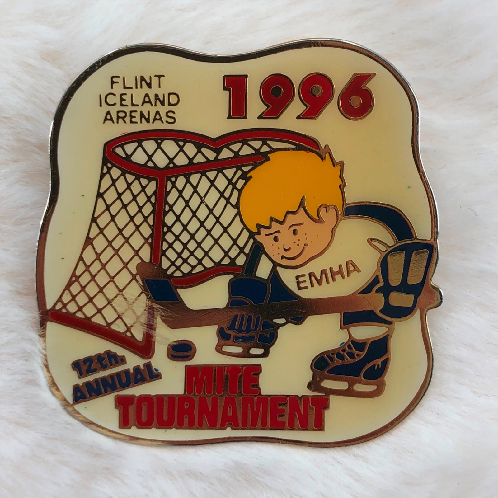 1996 Flint Iceland Arenas Mite Tournament Youth Hockey Souvenir EMHA Pin