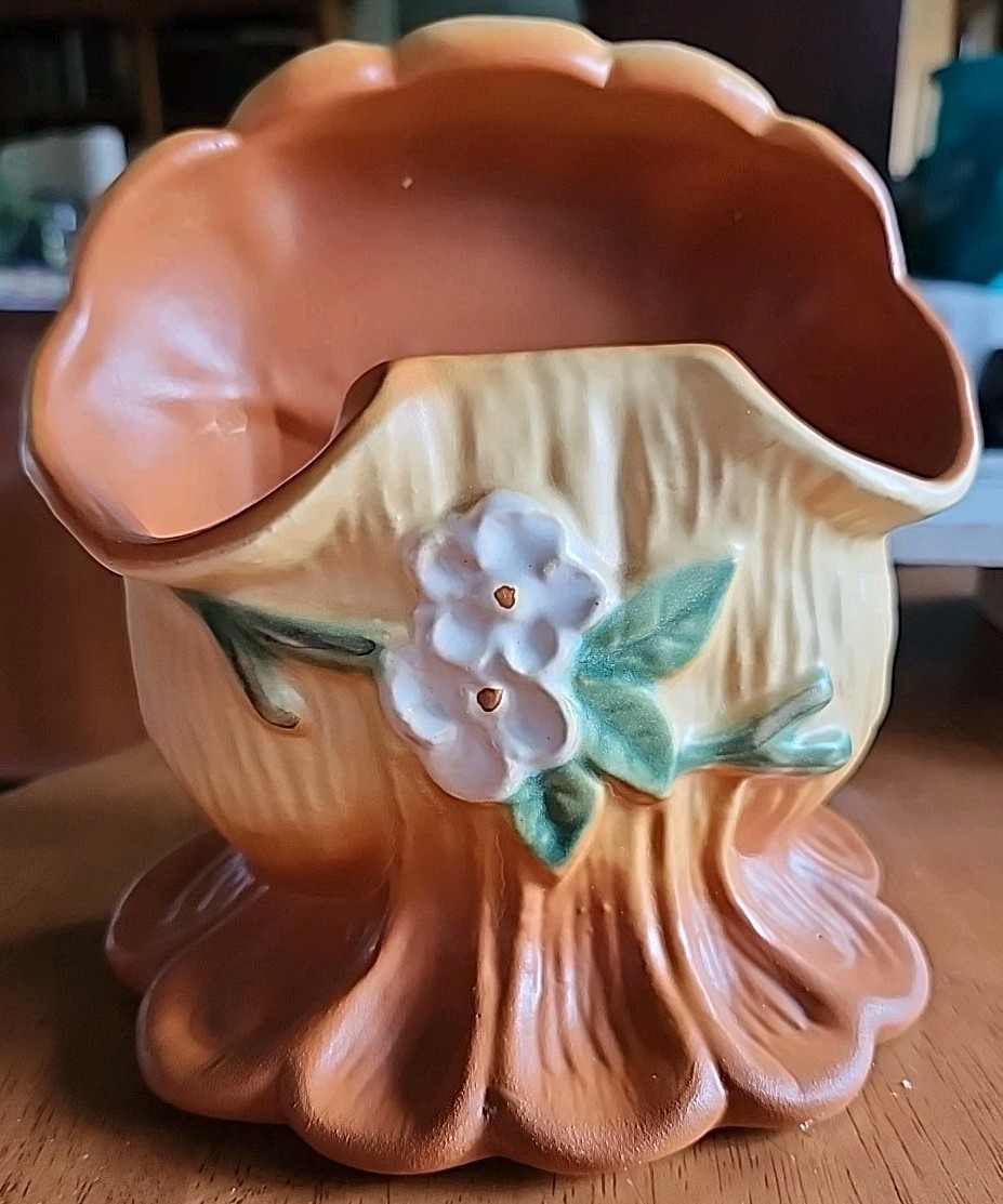 Rare c. 1930's Weller Vase marked Weller Pottery Since 1872 Beautiful Condition