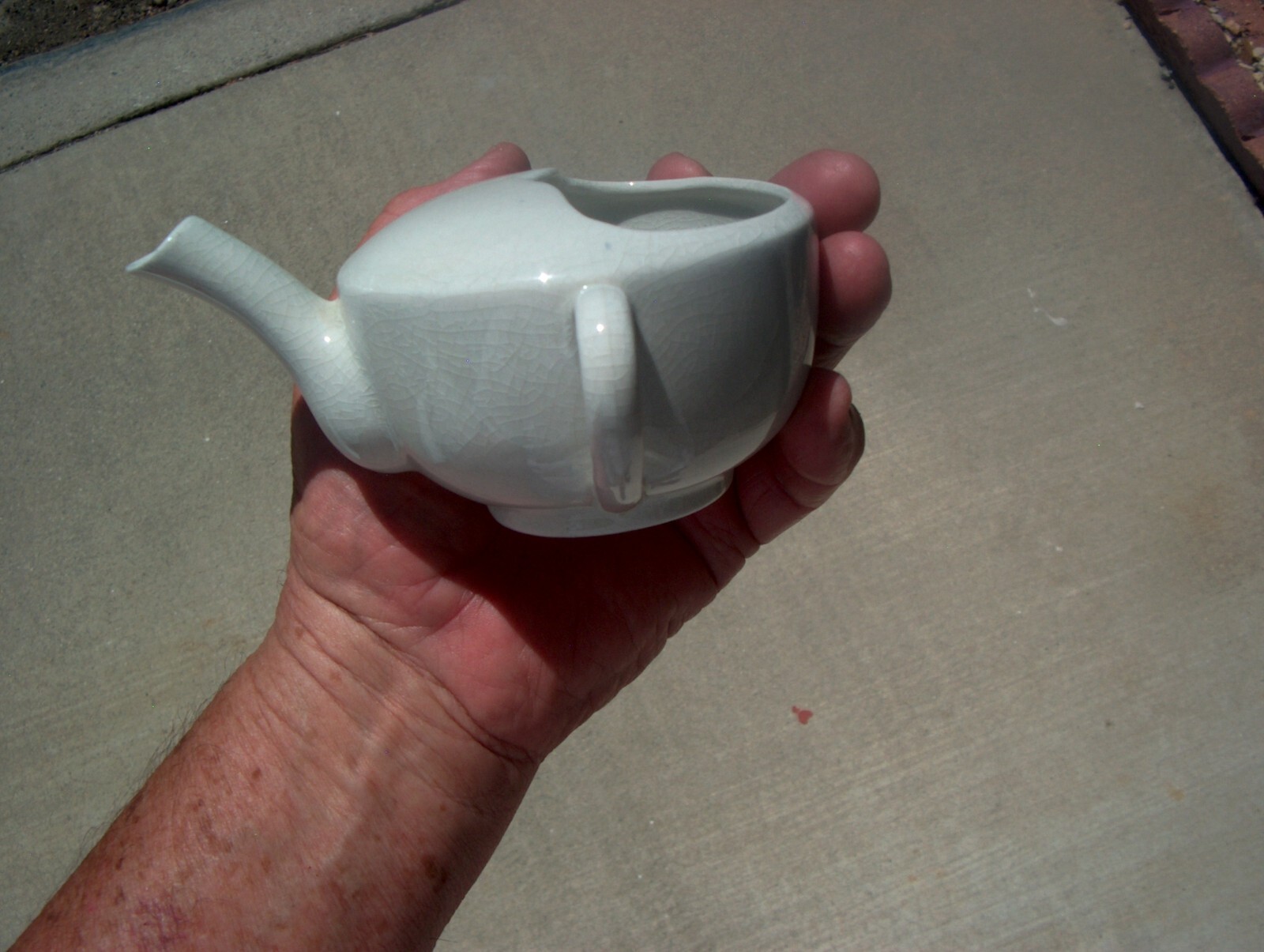 VINTAGE SICK CUP INVALID FEEDER ROYAL PORCELAIN ENGLAND
