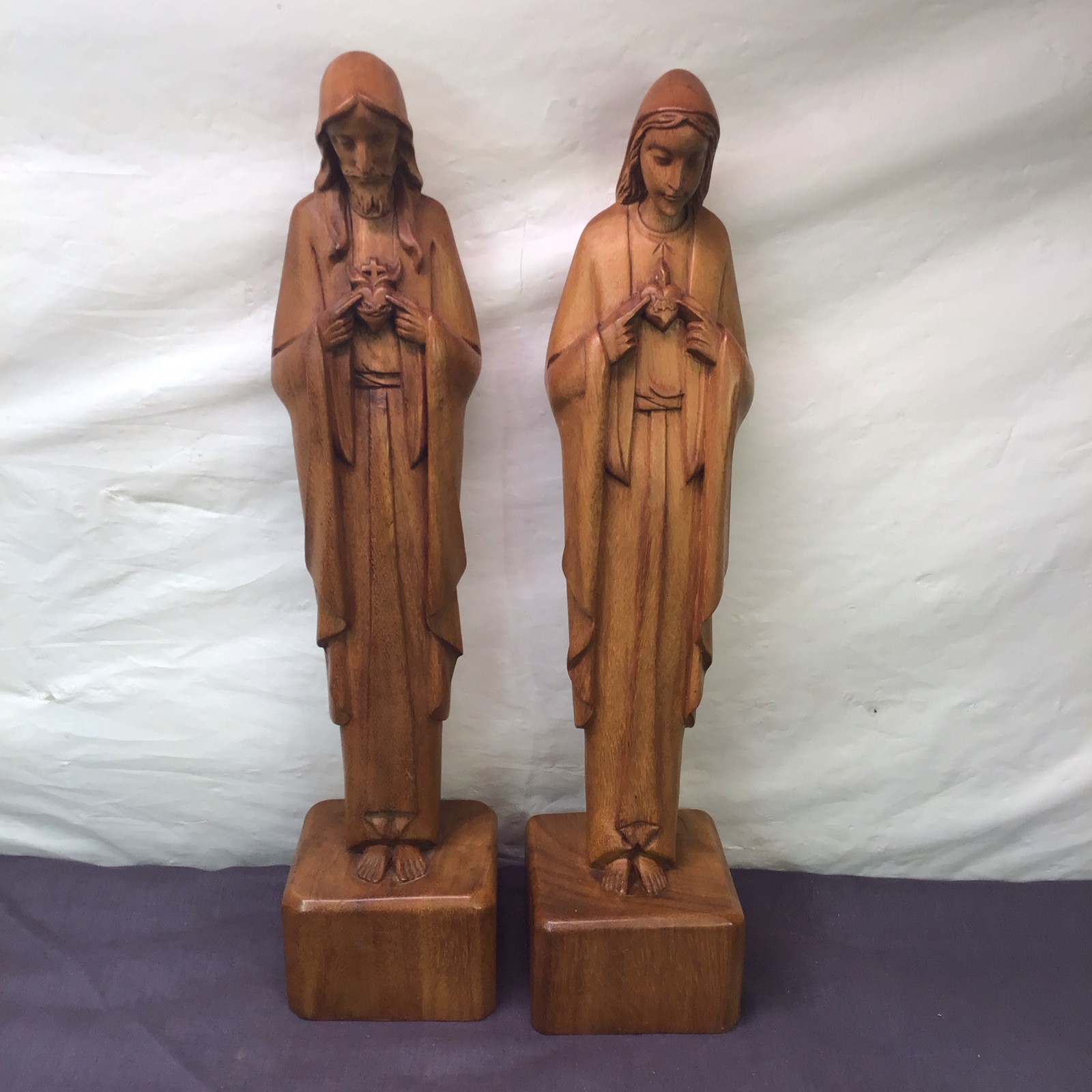 Vintage Jesus & Virgin Mary Carved Wood Statues Catholic Figures Old NICE LOOK