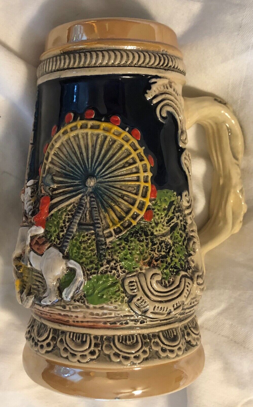 Vintage King Stein Wein 1/4L Ferris wheel Horse High-Relief Germany Ceramic Beer