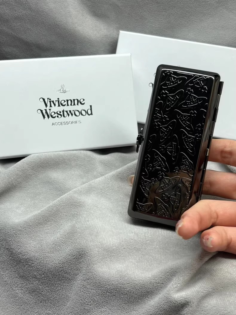 Christmas Gift Vivienne Westwood Orb Cigarette Case Black Metal Brand New