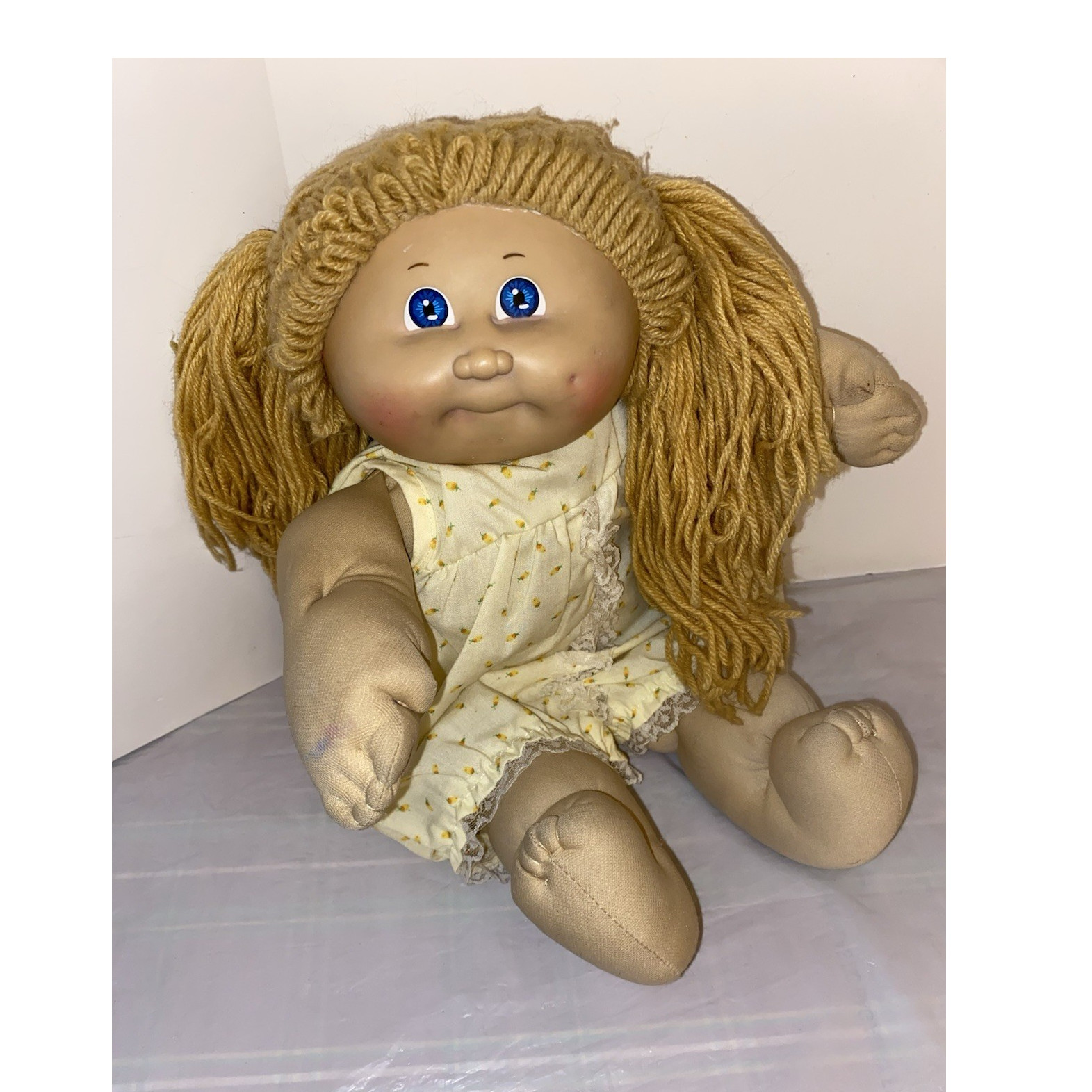 Rare Vintage Cabbage Patch Kids Doll w/ original clothing Xavier Roberts 1978-82