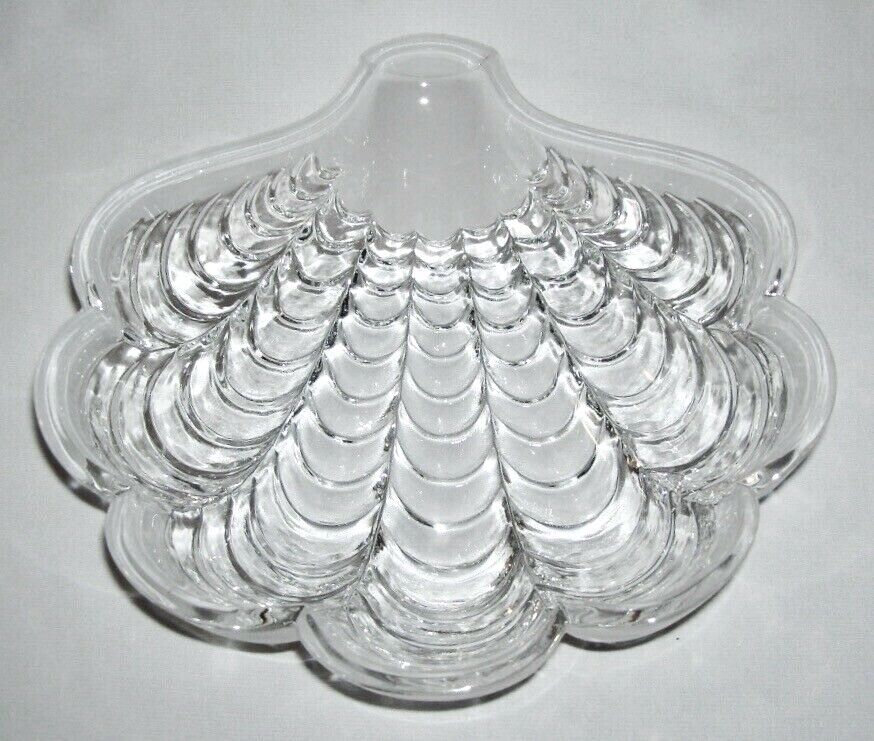 Beautiful Thick Clear & Frosted Glass SCALLOP SHELL BOWL (2.5 Qt)