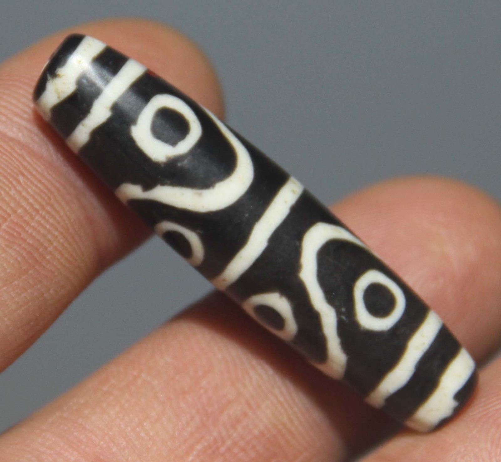 Real Nice Tibet 1800s Old Antique Buddhist Coloured Glaze 8 Eyes Dzi Bead Amulet