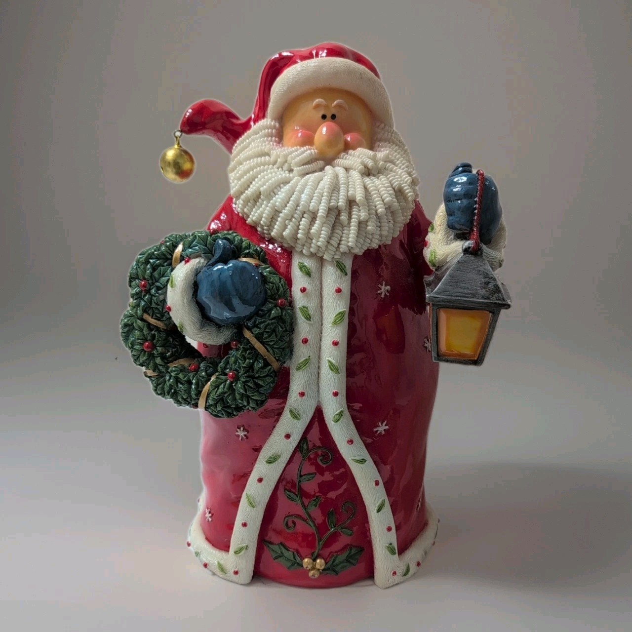 Vintage Santa Claus Figurine Holding Lantern & Wreath Christmas Decoration Resin