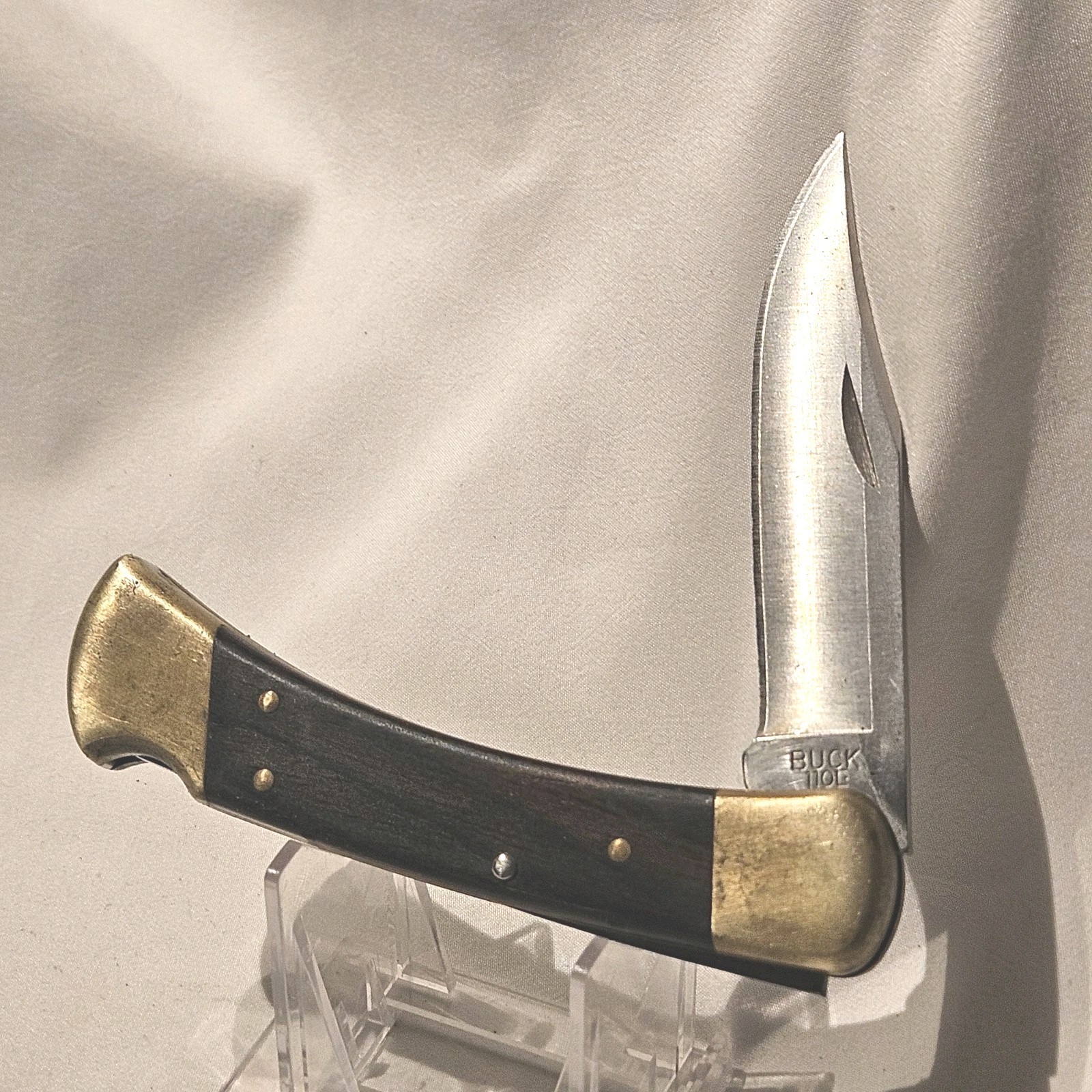 Buck Knife 110 Single Blade Folding Hunter Lockback Knife W/Sheath, PLS READ