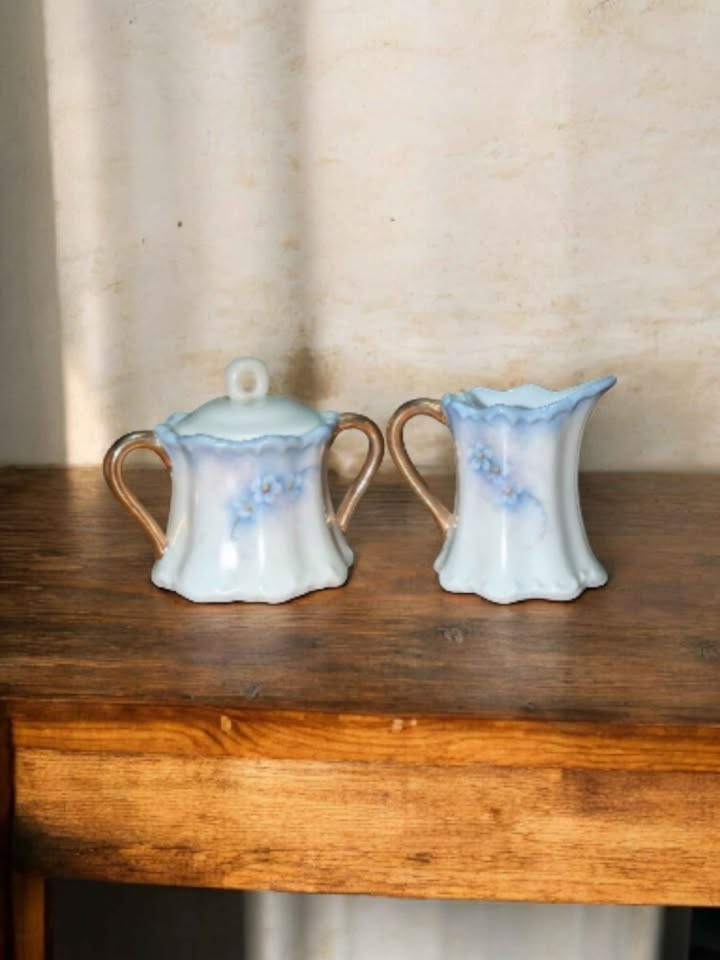 Signed Studio Pottery Sugar & Creamer Set | Carol Wilson 1985 | Hand Painted Signed Studio Pottery Sugar & Creamer Set | Carol Wilson 1985 | Hand Painted